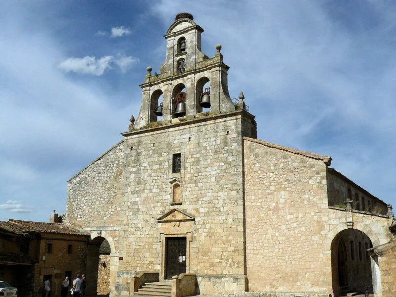 ▷ MADERUELO » Qué ver y hacer en esta ciudad amurallada Iglesia de Santa María del Castillo en Maderuelo