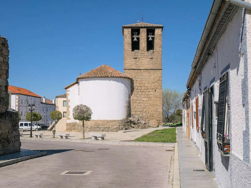▷ BÉJAR » Descubre qué ver y hacer en esta pintoresca villa Iglesia de Santiago en Béjar
