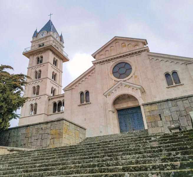▷ BÉJAR » Descubre qué ver y hacer en esta pintoresca villa Iglesia del Pilar en Monte Mario