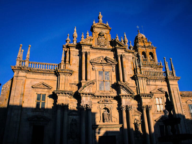 ▷ CELANOVA » Qué ver y hacer. Conoce la historia y cultura Iglesia y Monasterio de San Salvador