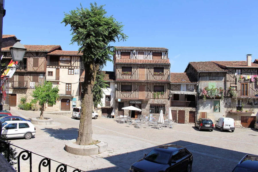 ▷ MOGARRAZ » Qué ver y hacer. Destino imprescindible Plaza Mayor de Mogarraz