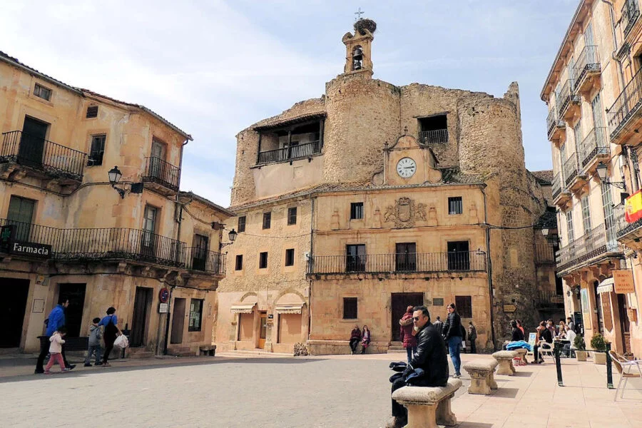 ▷ SEPÚLVEDA » Qué ver y hacer. Conoce su valioso patrimonio Plaza Mayor en Sepúlveda
