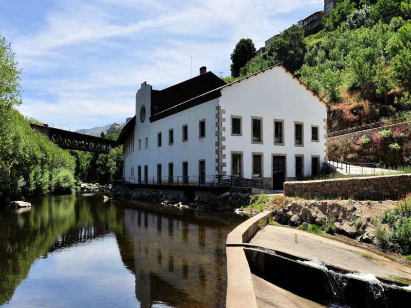 ▷ BÉJAR » Descubre qué ver y hacer en esta pintoresca villa Ruta de las Fábricas en Béjar