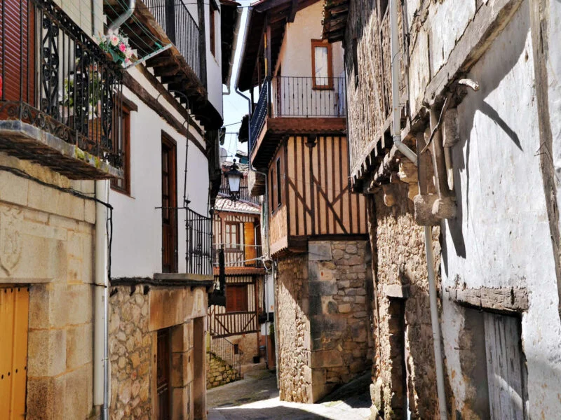 ▷ MOGARRAZ » Qué ver y hacer. Destino imprescindible Visita Mogarraz en Salamanca