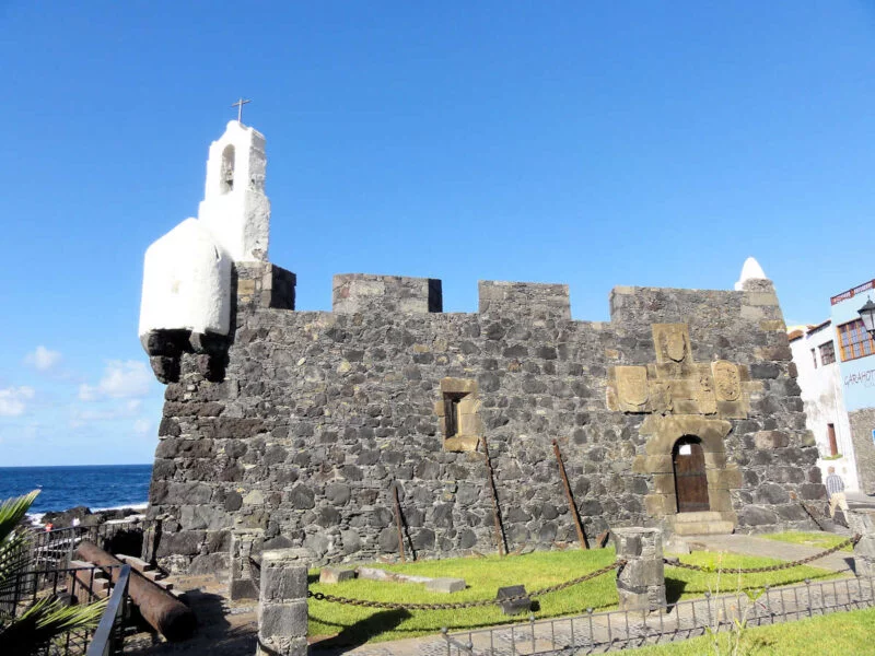 ▷ GARACHICO » Descubre qué ver y hacer. Rincón isleño Castillo de San Miguel en Garachico