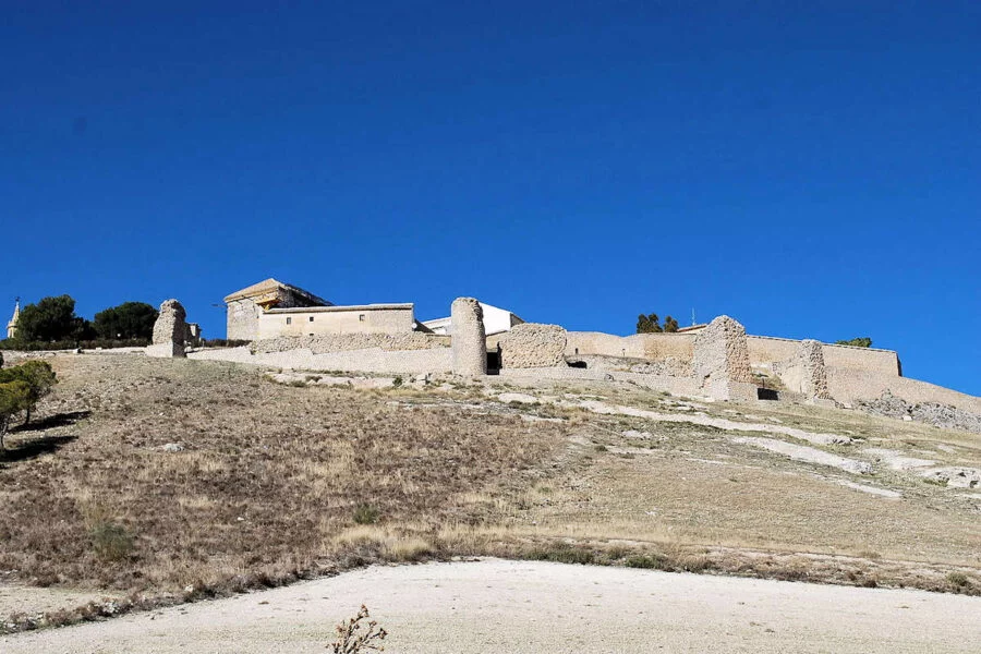 ▷ ESTEPA » Qué ver y hacer en este hermoso pueblo andaluz Castillo y Murallas de Estepa
