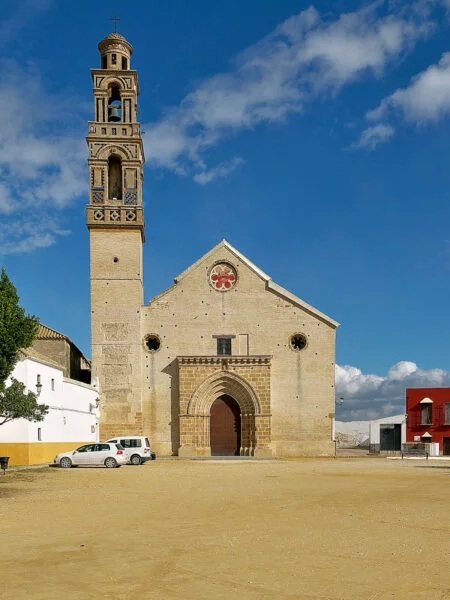 MARCHENA » Qué ver y hacer en esta pintoresca villa andaluza Iglesia de Santa María de la Mota