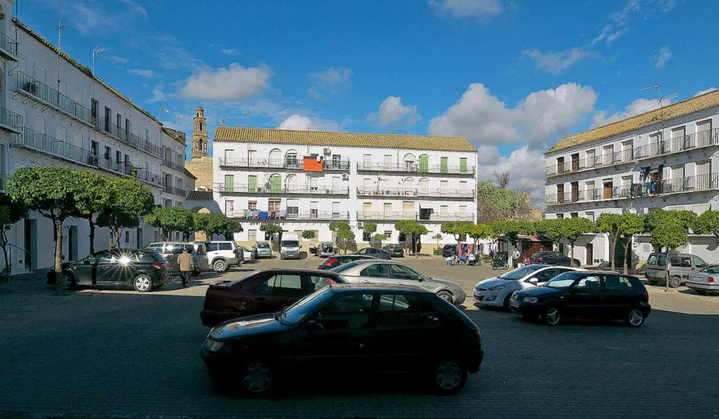 MARCHENA » Qué ver y hacer en esta pintoresca villa andaluza Plaza Ducal de Marchena