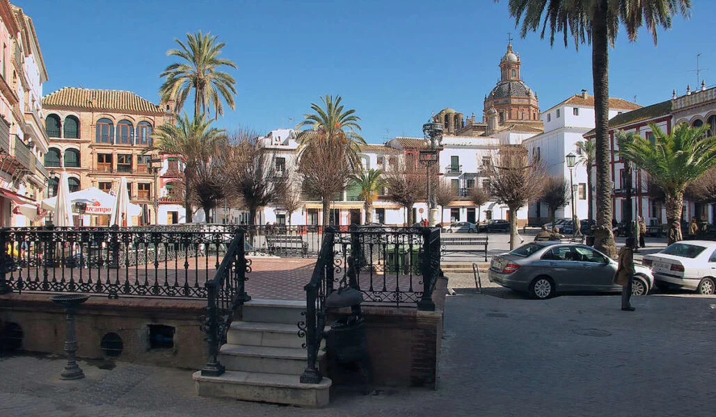 ▷ CARMONA » Qué ver y hacer. Conjunto urbano sorprendente Plaza de San Fernando