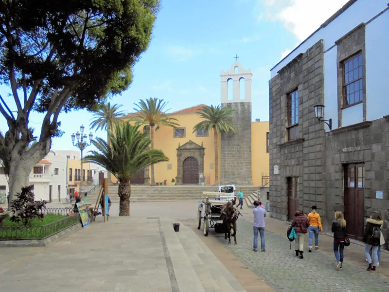 ▷ GARACHICO » Descubre qué ver y hacer. Rincón isleño Plaza de la Libertad de Garachico