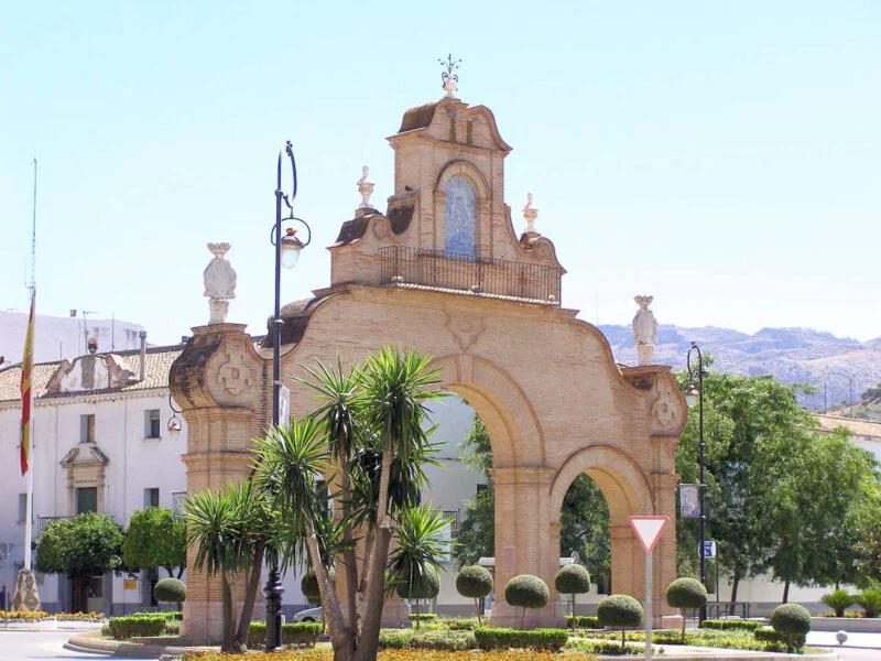 ▷ ESTEPA » Qué ver y hacer en este hermoso pueblo andaluz Puerta de Estepa