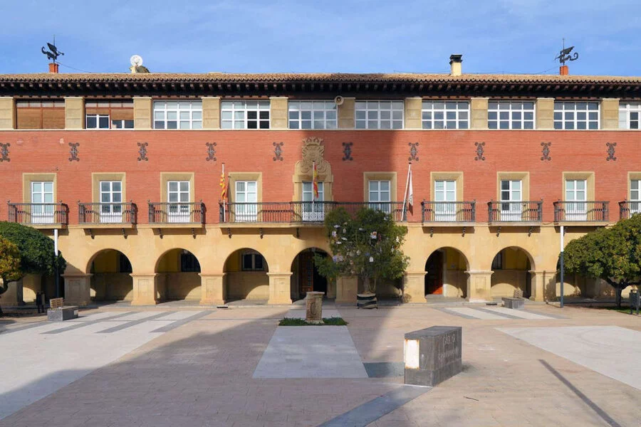 ▷ BELCHITE VIEJO » Qué ver y hacer. Descubre su historia Ayuntamiento de Belchite