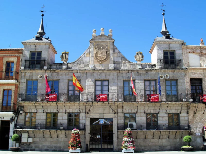 ▷ MEDINA DEL CAMPO » Qué ver y hacer. Lugar histórico. Ayuntamiento de Medina del Campo