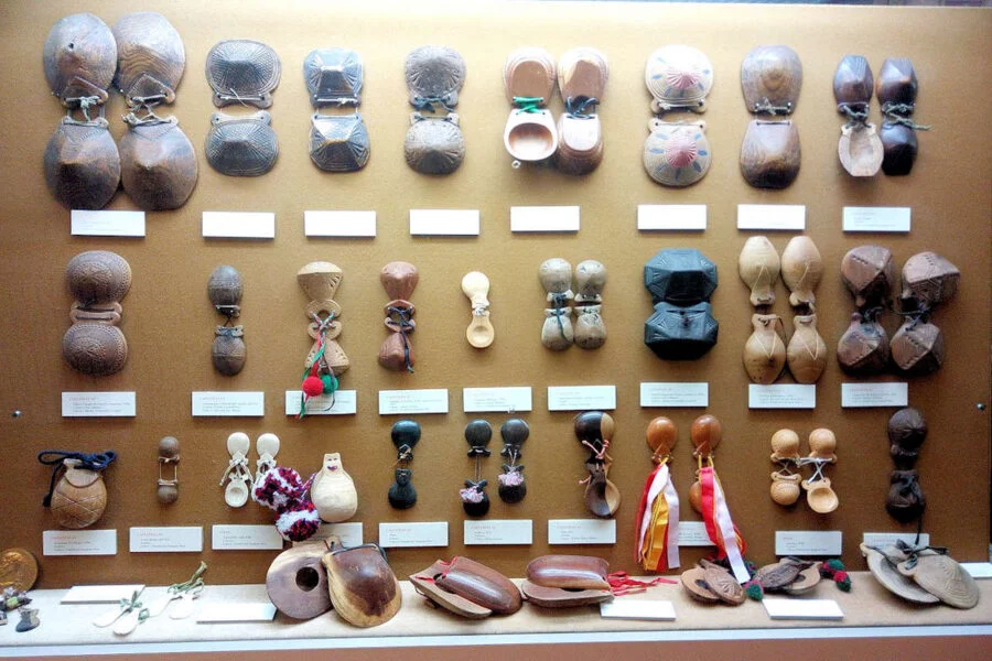 ▷ URUEÑA » Descubre qué ver y hacer. Villa amurallada. Fundación Joaquín Diaz