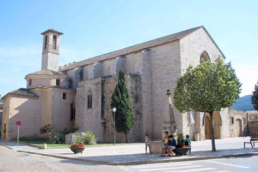 ▷ MONTBLANC » Qué ver y hacer en esta villa medieval Iglesia San Francisco