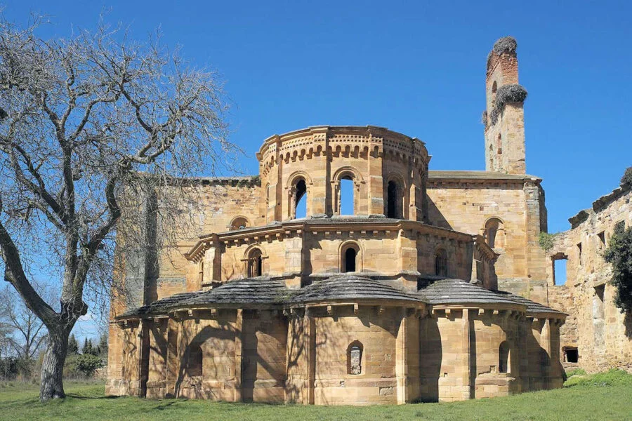 ▷ GRANJA DE MORERUELA » Descubre qué ver y hacer Monasterio de Moreruela