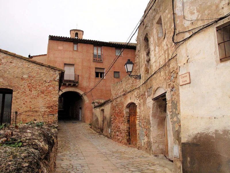 ▷ MIRAVET » Qué ver y hacer. Pueblo a orillas del río Ebro Portal del Motxo