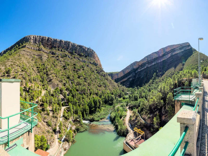 CHULILLA » Qué ver y hacer en este pueblo de la Comarca de la Serranía Ruta de los puentes colgantes