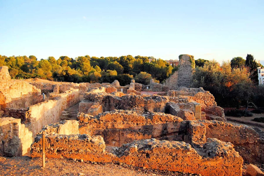 ▷ ALTAFULLA » Qué ver y hacer. Encantador poblado costero Villa Romana de los Munts en Altafulla