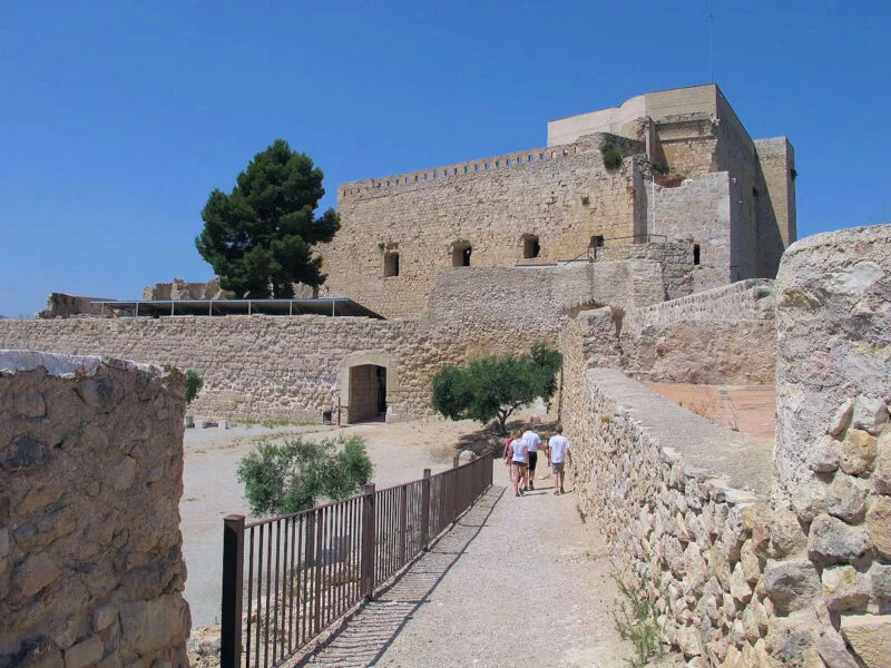 ▷ MIRAVET » Qué ver y hacer. Pueblo a orillas del río Ebro Visita el Castillo de Miravet