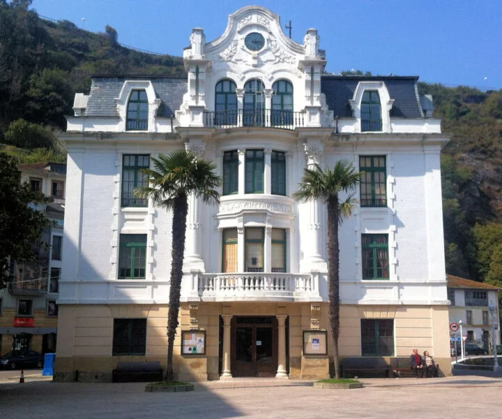 ▷ LUARCA » Qué ver y hacer. Un destino imprescindible. Ayuntamiento de Luarca