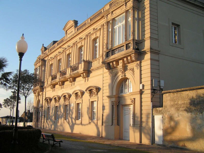 ▷ CASTROPOL » Qué ver y hacer. Pueblo ejemplar de Asturias. Casa de Cultura de Castropol