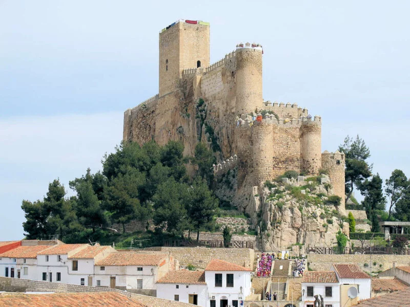 ▷ ALMANSA » Qué ver y hacer en este bello lugar Castillo de Almansa