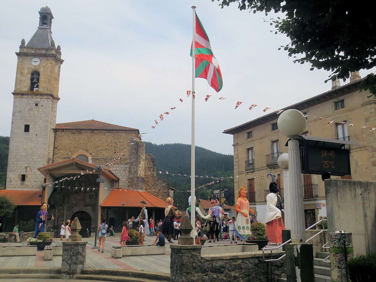 AREATZA » Qué ver y hacer a pie del monte de Gorbeia