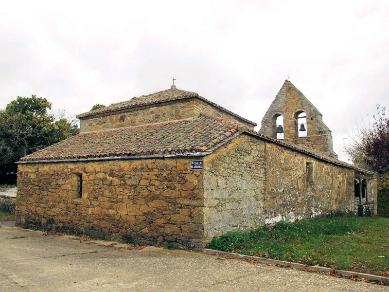 ▷ VALPARAÍSO » Qué ver y hacer. Atractivo entorno rural Iglesia de San Bartolomé en Valparaíso