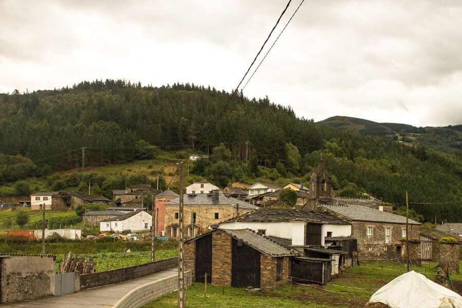 ▷ TARAMUNDI » Qué ver y hacer en este mágico poblado Taramundi en Asturias