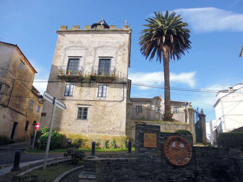 ▷ CASTROPOL » Qué ver y hacer. Pueblo ejemplar de Asturias. Villa Rosita de Castropol