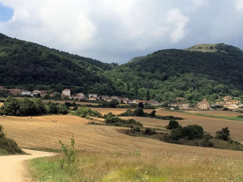 ▷ URTURI » Qué ver y hacer. Pueblo de la montaña alavesa Visita Urturi en Álava
