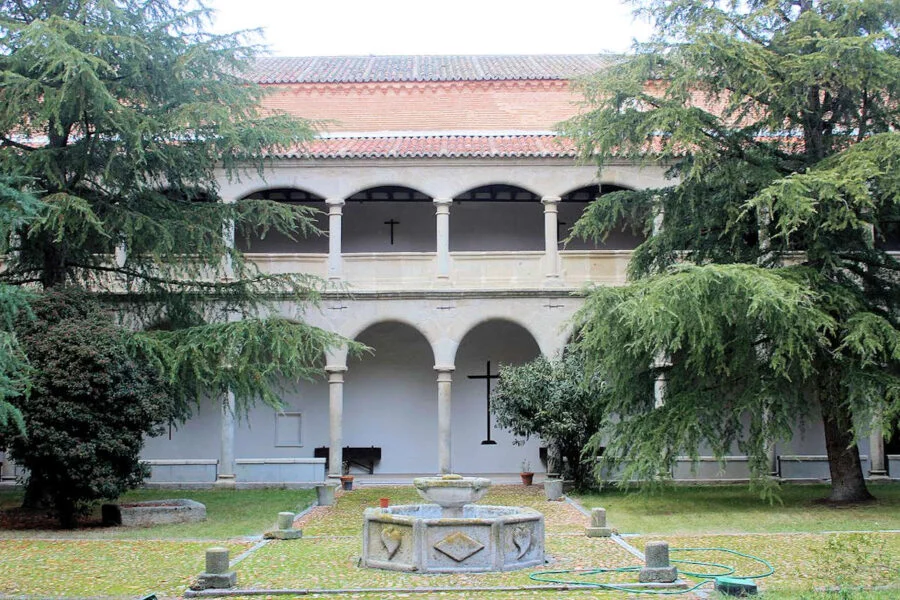 ▷ MADRIGAL DE LAS ALTAS TORRES » Qué ver y hacer. Convento de Nuestra Señora de Gracia