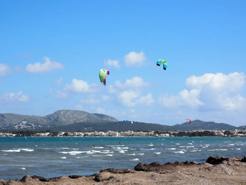 ▷ PORT DE POLLENÇA » Qué ver y hacer. Pueblo costero. Deportes acuáticos en Port de Pollença