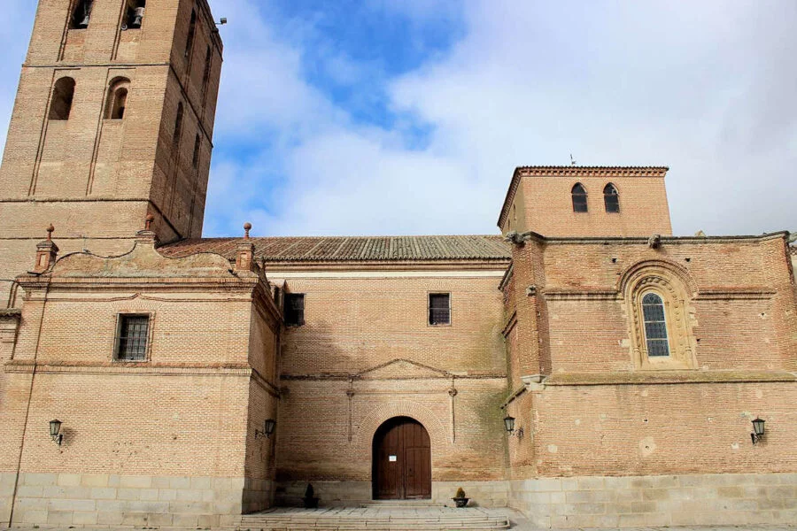 ▷ MADRIGAL DE LAS ALTAS TORRES » Qué ver y hacer. Iglesia San Nicolás de Bari