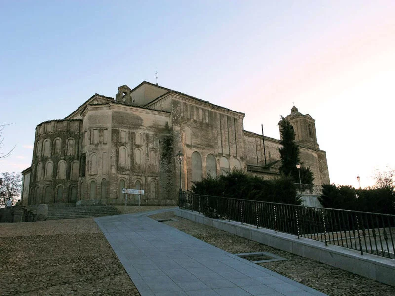 ▷ MADRIGAL DE LAS ALTAS TORRES » Qué ver y hacer. Iglesia Santa María del Castillo
