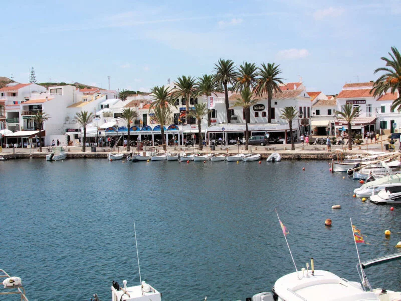 ▷ FORNELLS » Qué ver y hacer en este pueblo con encanto. Puerto Marítimo de Fornells