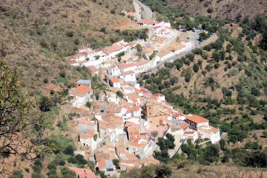▷ LAROYA » Qué ver y hacer. Auténtico turismo rural. Visita Laroya en Almería