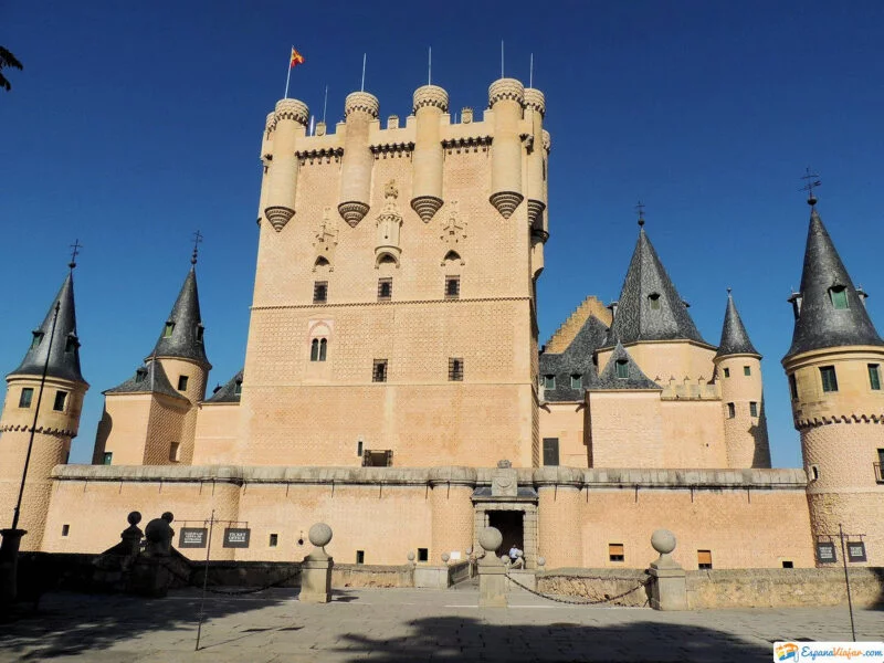 ▷ 13 Mejores Lugares QUE VER EN SEGOVIA Alcázar de Segovia