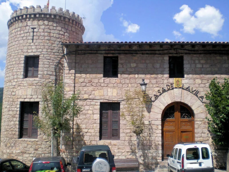 ▷ CASTELLAR DE N'HUG » Qué ver y hacer. El pirineo catalán Ayuntamiento de Castellar de N'hug