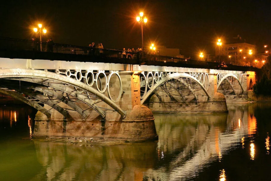 ▷ 21 Mejores Lugares QUE VER EN SEVILLA Barrio de Triana