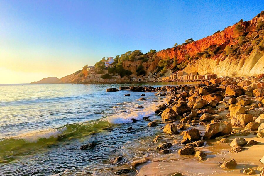▷ LAS 19 MEJORES PLAYAS DE IBIZA + MAPA Cala D’Hort