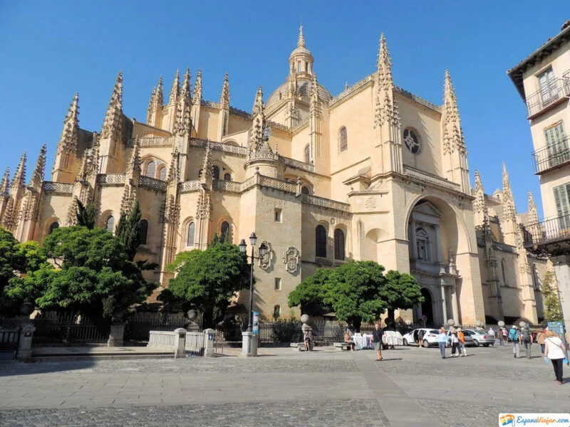 ▷ 13 Mejores Lugares QUE VER EN SEGOVIA Catedral de Segovia