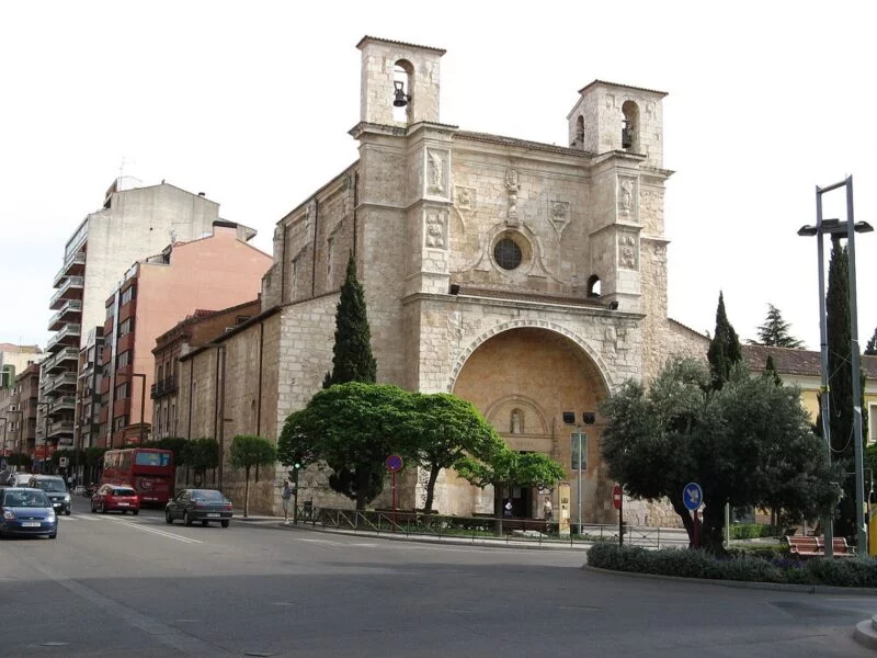 ▷ 14 Mejores Lugares QUE VER EN GUADALAJARA Iglesia de San Ginés. Guadalajara