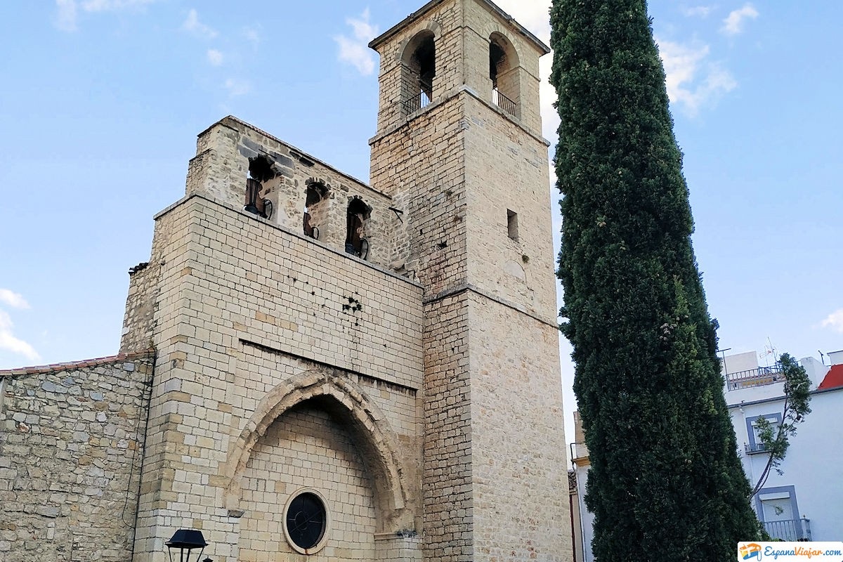 Iglesia de San Juan Bautista y Torre del Concejo.Jaén