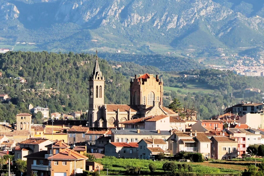 ▷ GIRONELLA » Qué ver y hacer en la joya del Llobregat Iglesia de Santa Eulalia