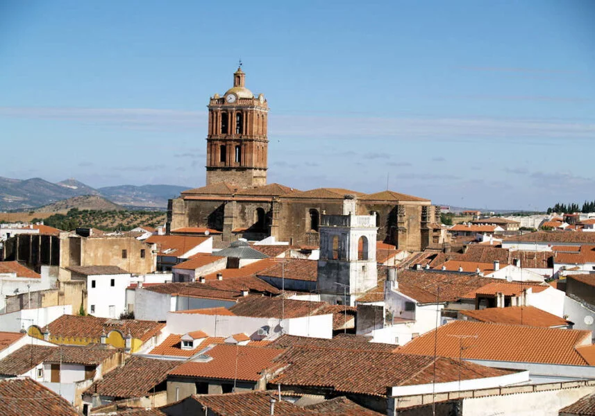 ▷ ZAFRA » Descubre qué ver y hacer en este bello pueblo Iglesia de Santa Marina en Zafra