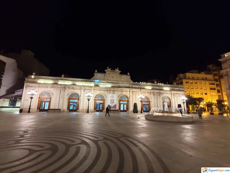 ▷ 18 Lugares QUE VER EN CASTELLÓN DE LA PLANA Mercado de la Plaza Mayor de Castellón