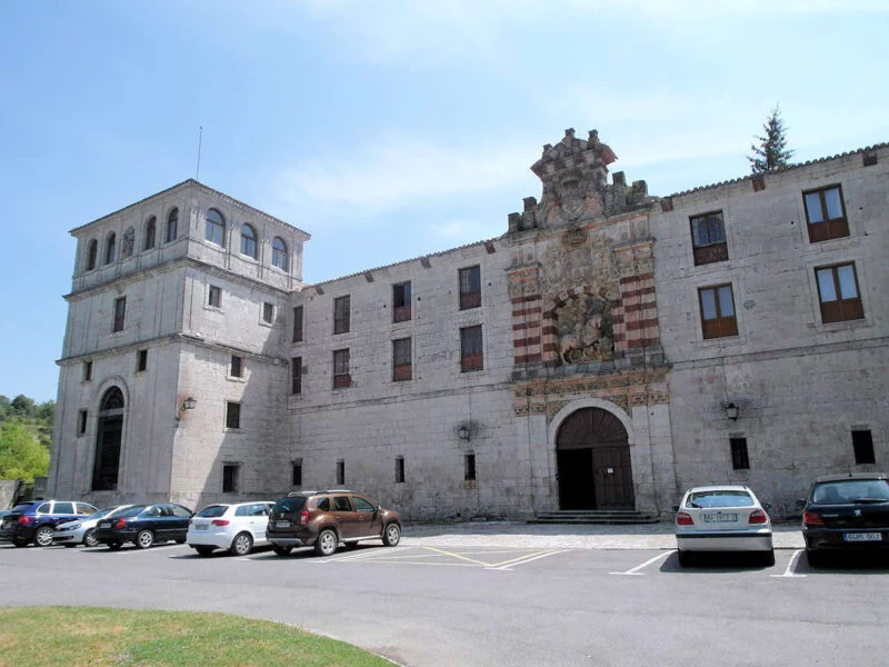▷ 13 Mejores Lugares QUE VER EN BURGOS Monasterio de San Pedro de Cardeña