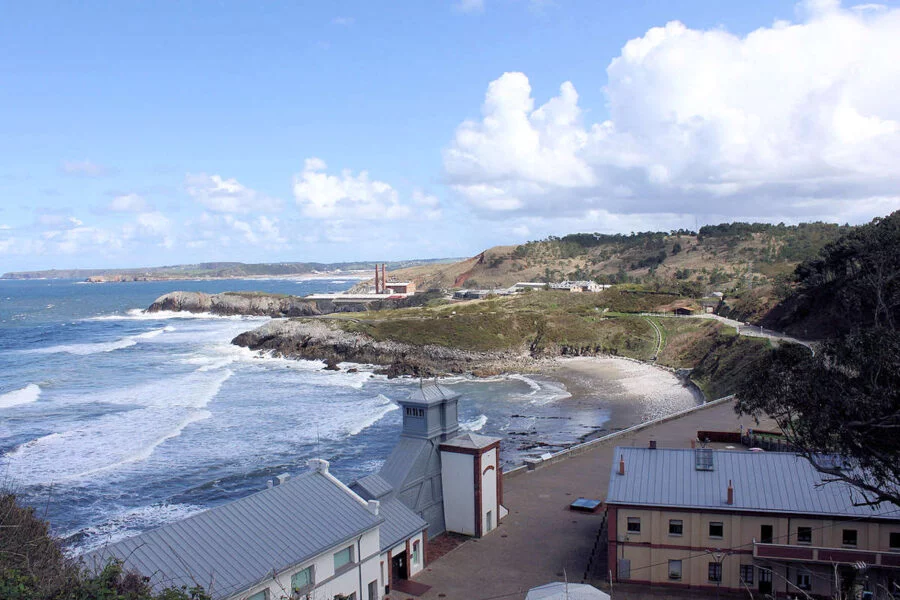 ▷ LAS 21 MEJORES PLAYAS DE ASTURIAS + MAPA Playa Arnao